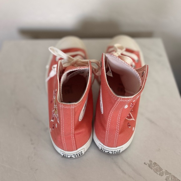Converse Chuck Taylor Coral Floral Embroidered High Top Sneaker Shoes Size 9 - Picture 3 of 6